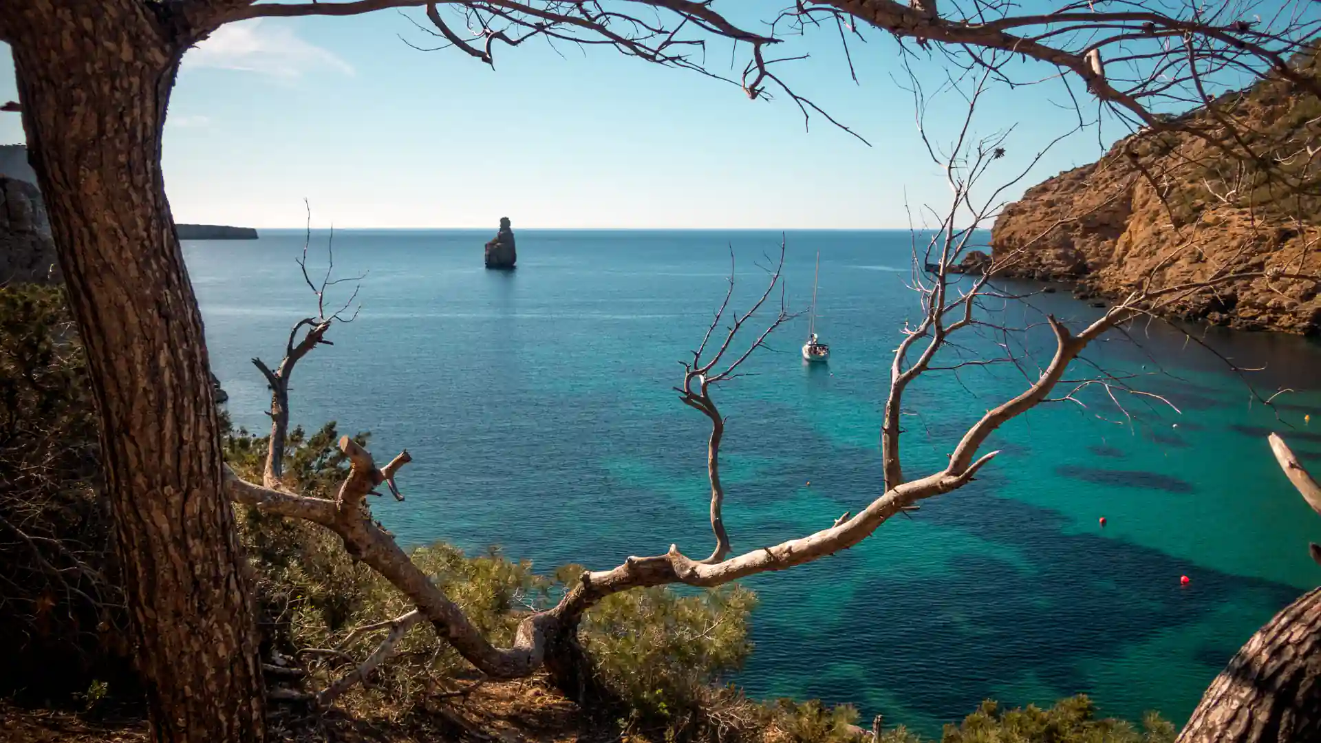 Las Mejores Playas Escondidas de Ibiza